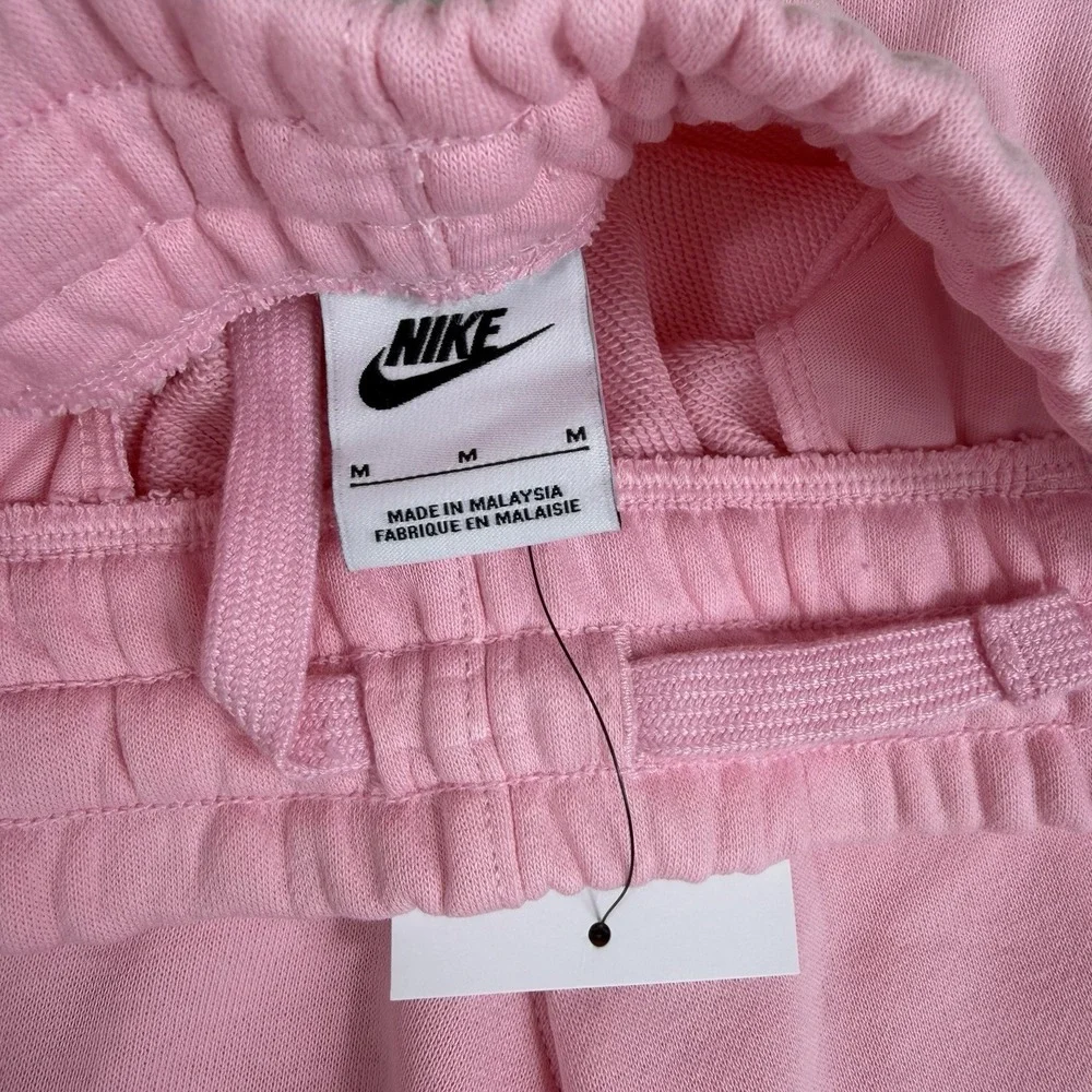 Nike Sportswear Club Shorts Pink White Logo Youth Medium Fleece French Terry NWT